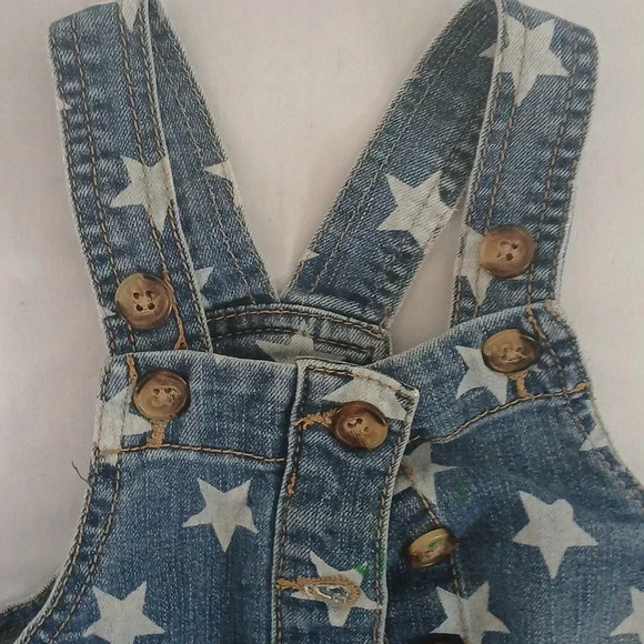 18 months old..overall dress..worn twice..smoke free home..hypoallergenic - Picture 2 of 6